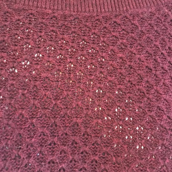 American Eagle Outfitters Womens Size XS Burgandy Red Stretch Sweater Scoop Neck - Picture 13 of 13
